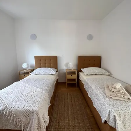 Kartolina Villa *