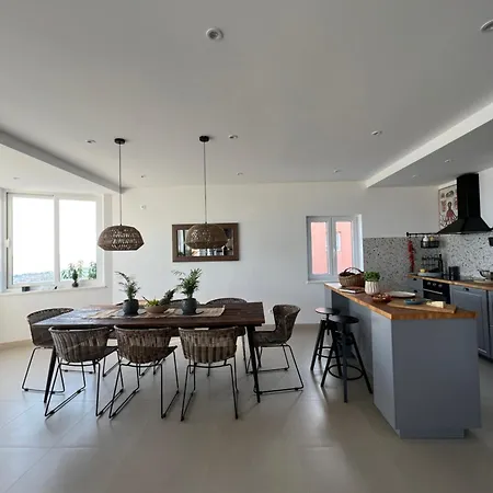 Kartolina Villa Kaštela